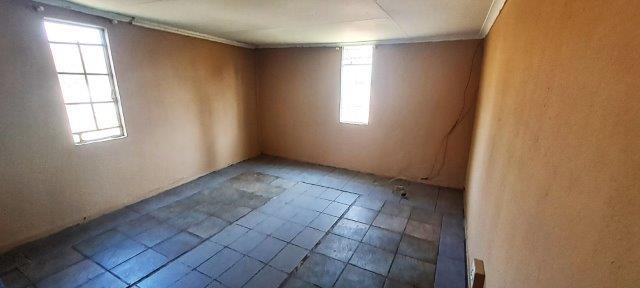 12 Bedroom Property for Sale in Schurweberg North West